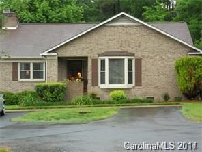 1300 Ravenwood Court