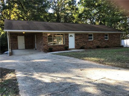1921 Silver Creek Drive sold home in Silverstone, Gastonia, NC