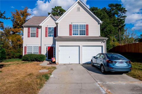 2326 Waters Trail Drive sold home in The Woodlands, Charlotte, NC