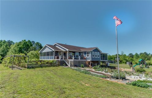 1313 Belwood Lawndale Road