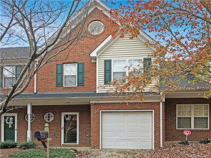 2106 Lennoxshire Square Court
