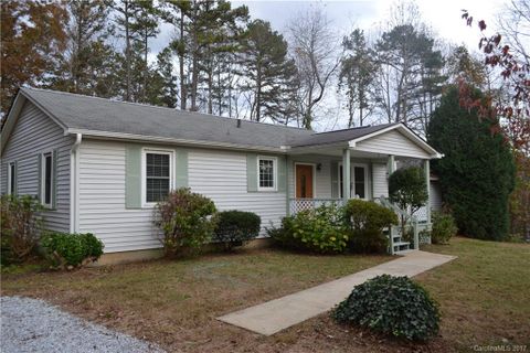 6 Gun Flint Trail 30 sold home in Spring Lake, Fletcher, NC