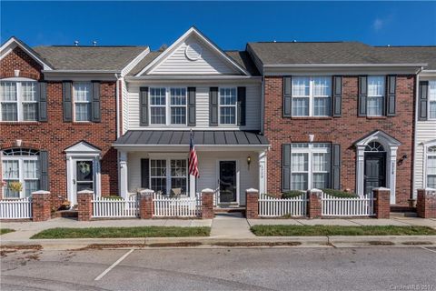1720 Chamberside Drive sold home in Manchester, Rock Hill, SC