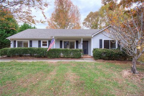 14609 Buckton Lane sold home in Oakcroft, Matthews, NC
