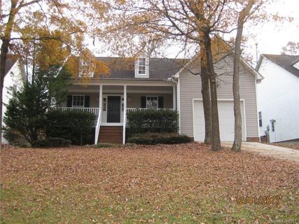 2202 Charles Towne Court 40
