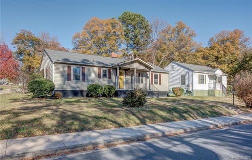 214 Woodrow Avenue sold home in Downtown, Belmont, NC