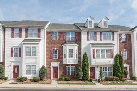 10037 Treeside Lane 52 sold home in Parkview, Matthews, NC