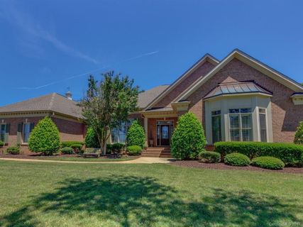 1211 Rosehill Drive