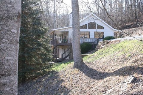 35 Laurel Creek Drive