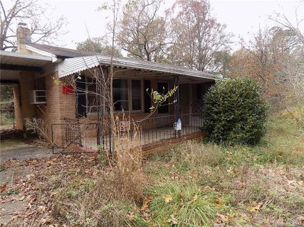 901 Furman Street 16,17,18