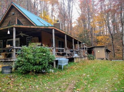 2404 Heath Peak Road sold home in Heath Peak, Waynesville, NC
