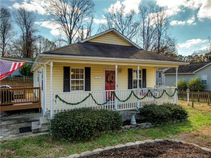 901 S Main Street sold home in Downtown, Belmont, NC