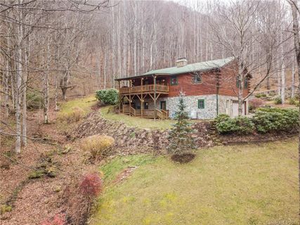 339 Little Creek Lane sold home in Hooter Hollow, Maggie Valley, NC