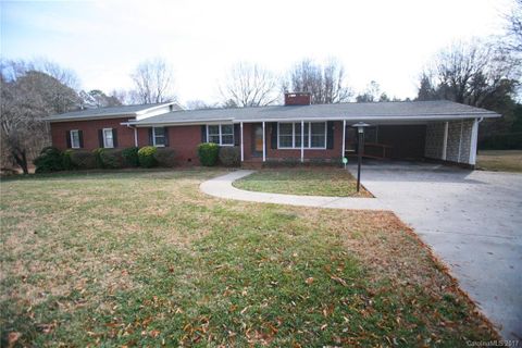 2977 Wendover Road sold home in Springdale, Concord, NC