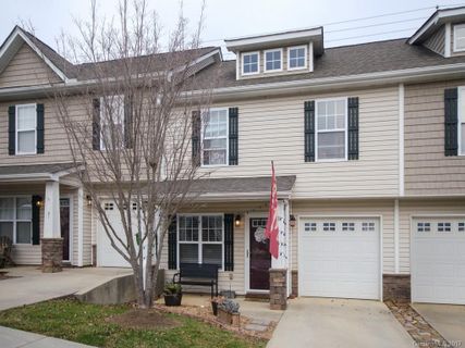 45 Amersham Way