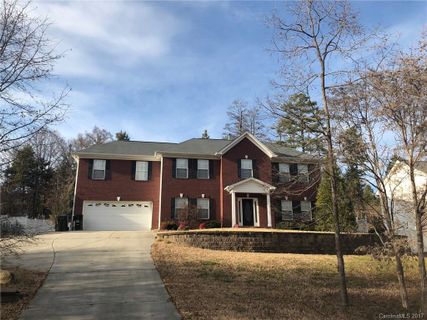 1057 Arrowhead Drive