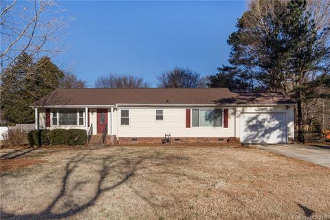 8525 Williamsburg Circle