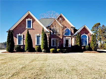 490 Lake Wright Road 10
