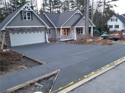 160 Jonathan Creek Drive sold home in Jonathan Creek, Etowah, NC