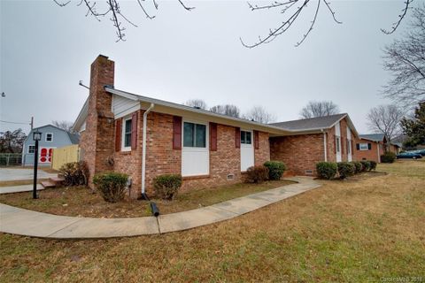 516 Kingfield Drive