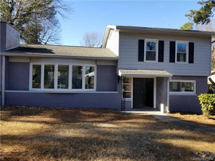 1918 Sherwood Street sold home in Ridgewood, Salisbury, NC