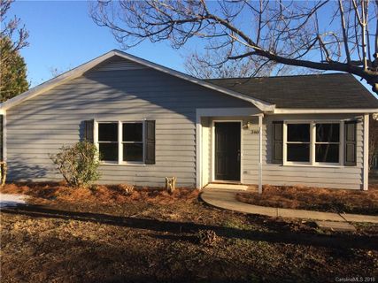 3105 Basilwood Circle