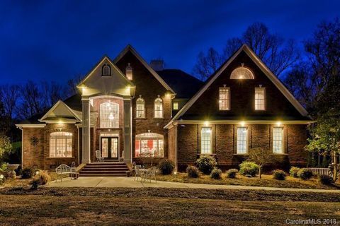 Previously sold for $465,000