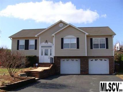 5101 Gold Leaf Trail sold home in Laural Springs, Conover, NC