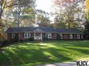 221 36th Avenue Circle sold home in Hickory, SC