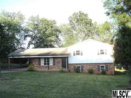 2564 Brentwood Circle