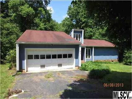228 Castle Creek Drive