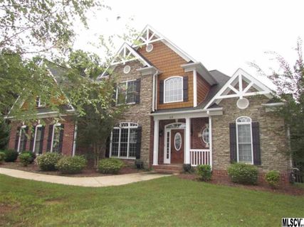 115 Edgewater Court