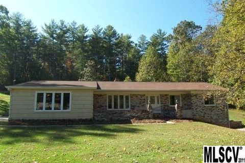 1123 Brockmore Drive sold home in Beacon Hills, Lenoir, NC