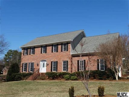 1092 Willow Creek Drive