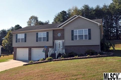 1944 Lake Acres Drive