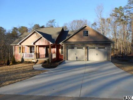 118 Maplewood Court