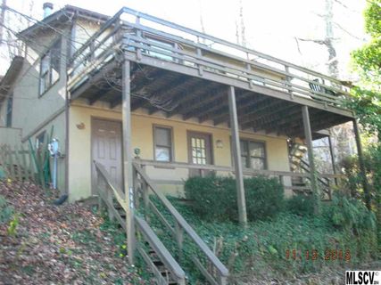 444 Club House Drive