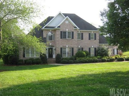 1033 Willow Creek Drive