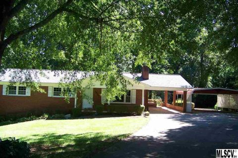1604 4th Street Circle