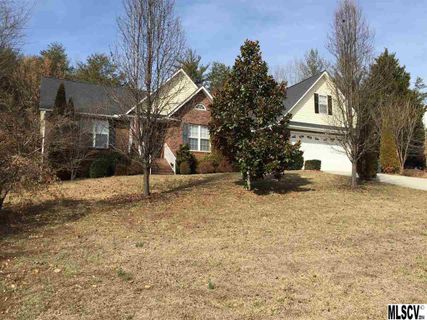 117 Clearwater Drive