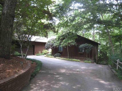 3435 3rd Street Drive sold home in Northmoor, Hickory, NC