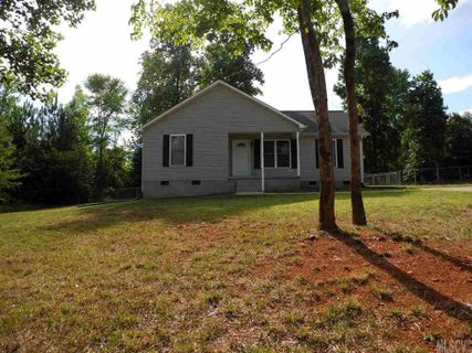 888 Hillard Lane