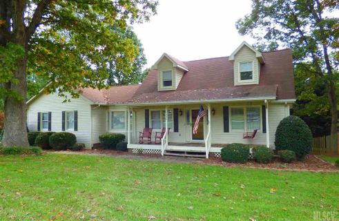 1236 31st St Place