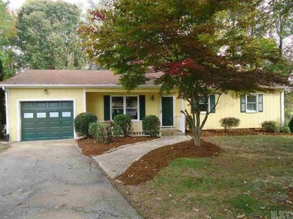 1554 Castell Lane
