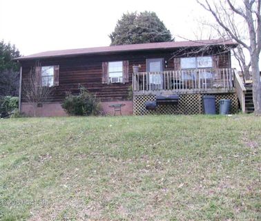 761 8th Avenue Court sold home in Eastridge, Hickory, NC