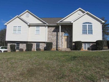 440 Meadowridge Drive