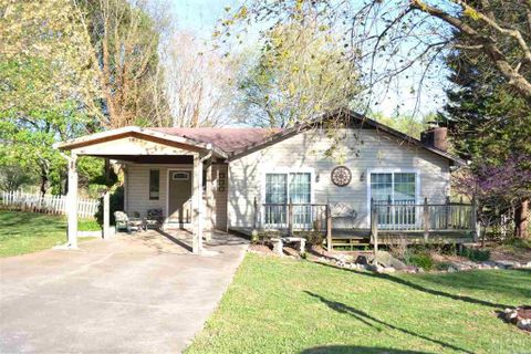1527 Robin Road