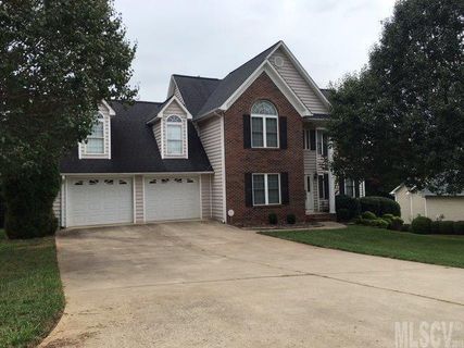 2587 Ironwood Drive
