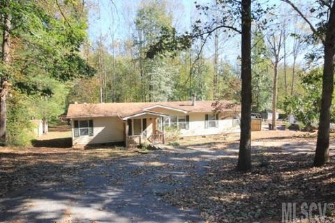 3522 Fox Run Road sold home in The Meadows, Lenoir, NC
