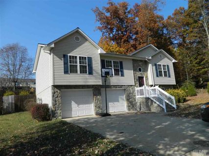 2311 Olde Meadow Drive sold home in Olde Farm, Hudson, NC
